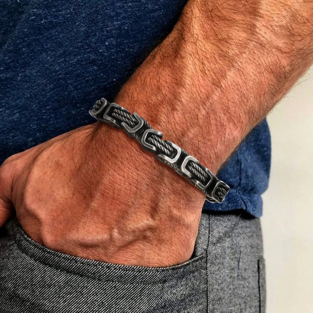 Centurion Cuff Bracelet – Monte Browne