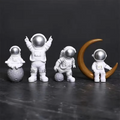 Galaxy Explorers Astronaut Figurine Set