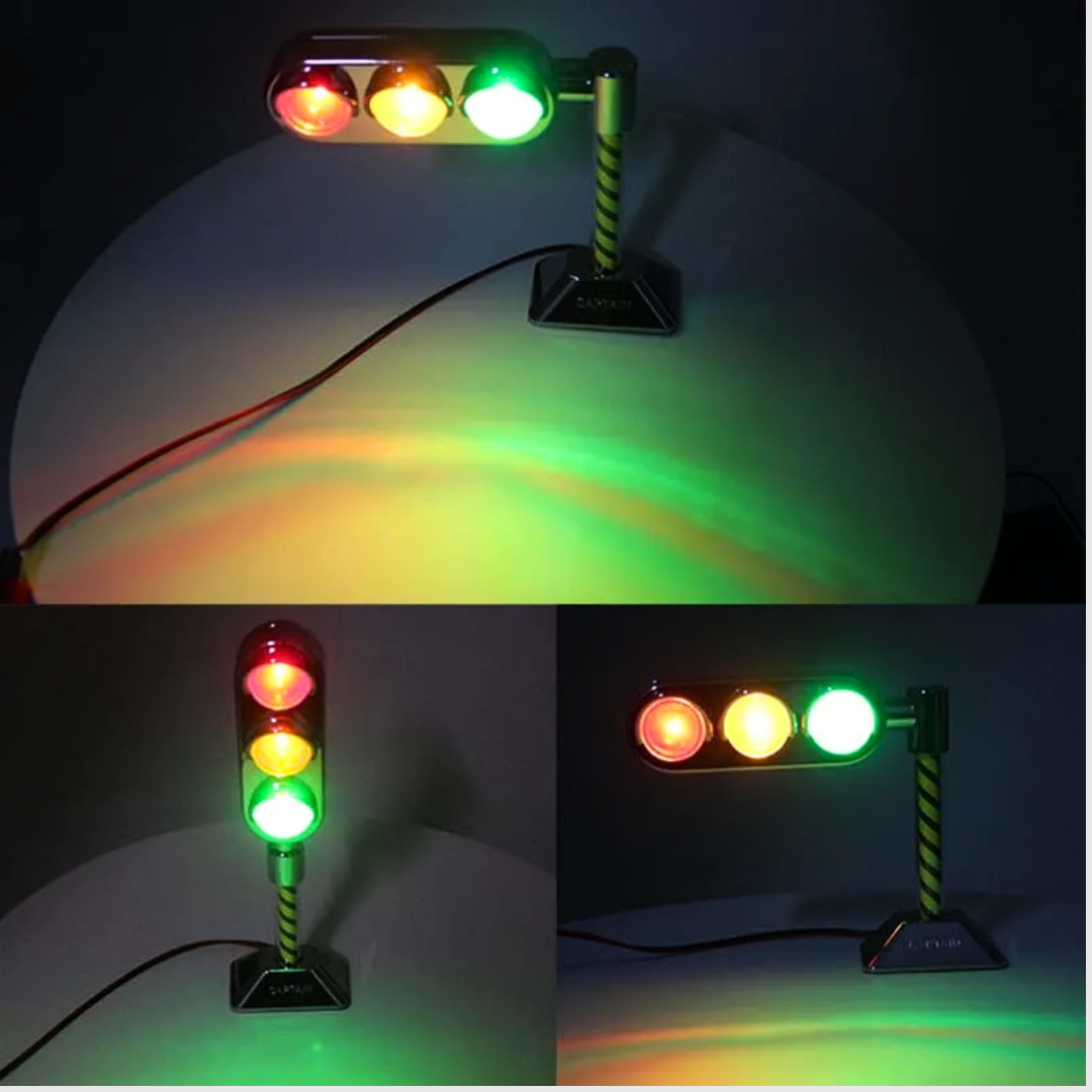Tiny Traffic Light Lamp