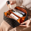 Sophia Anderson's Chic Plaid Cosmetic Pouch